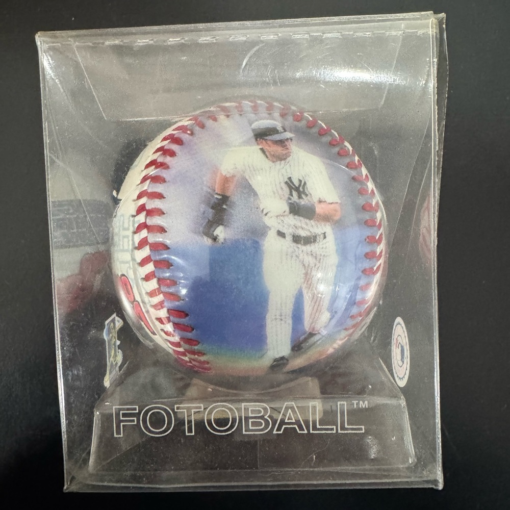 New/unopened Derek Jeter - NY Yankees - Fotoball Baseball